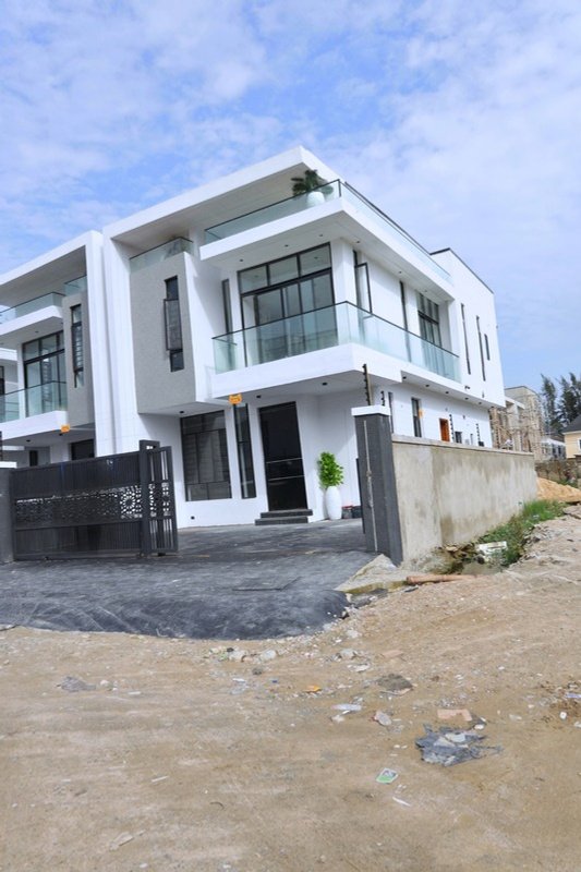 4-bedroom semi-detached terrace at Jewel Court, Ikota GRA, Lekki